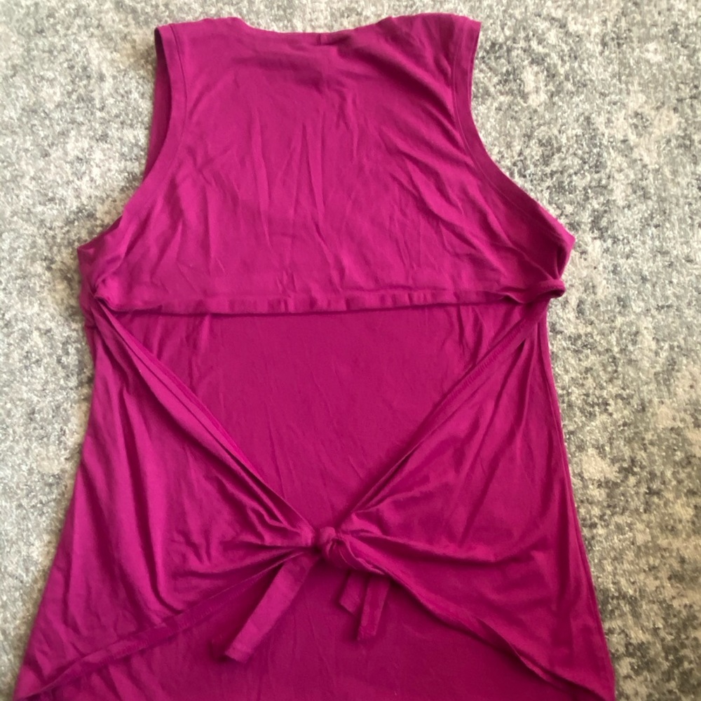 Fabletics Active Top | Tie Back